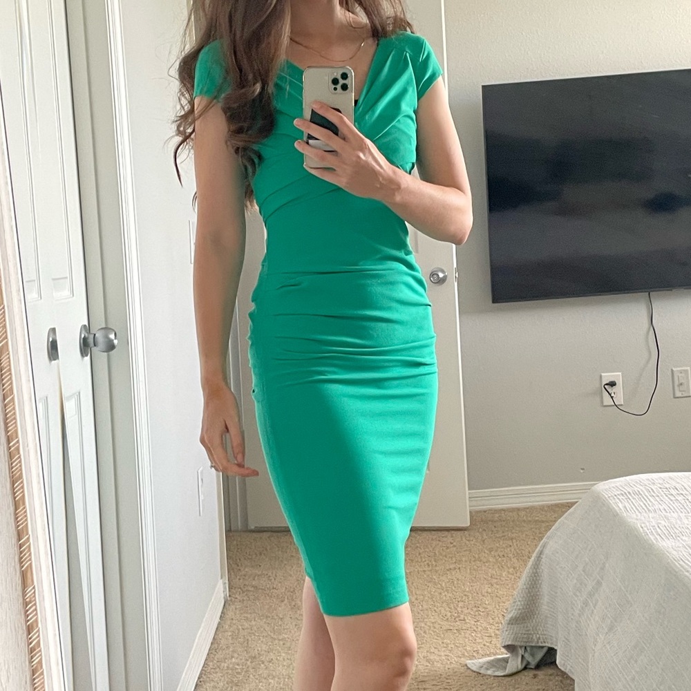 BCBG dress. Green. Size 6